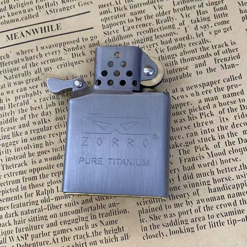 ZORRO 2026 new pure titanium l - огляд і ціна Lighter Insert Zippo